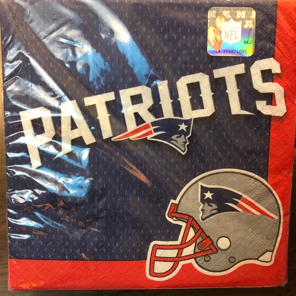 New England Patriots NFL Mocha Mug & Napkins - Picture 1 of 7